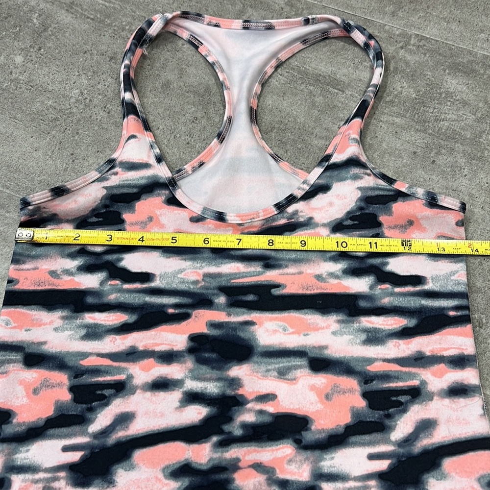 Lululemon Multicolor Tank - Picture 3 of 7